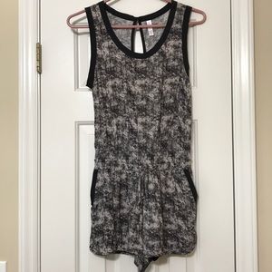 Xhilaration black and white romper